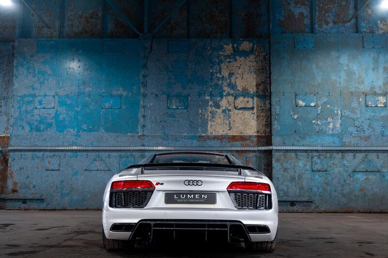 AUDI R8