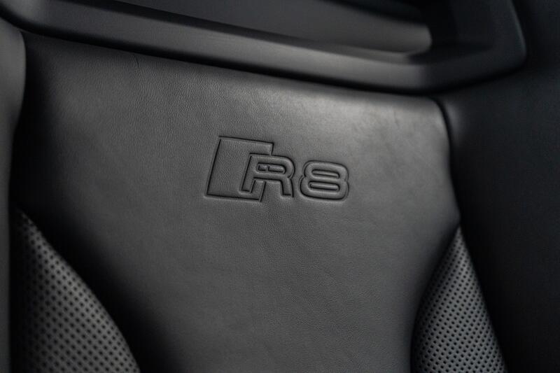 AUDI R8