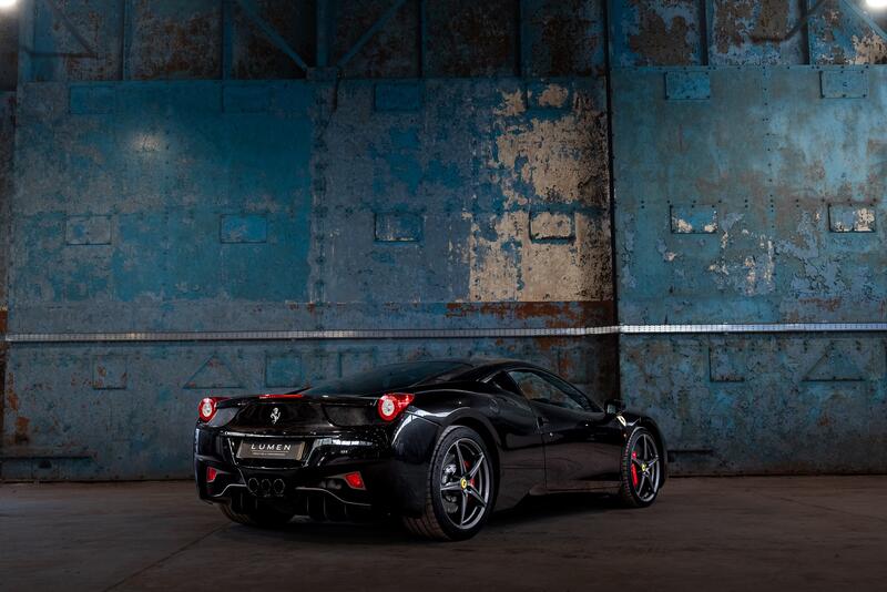 FERRARI 458
