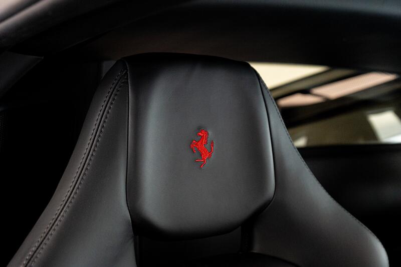 FERRARI 458