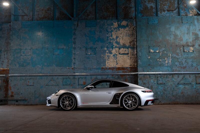 PORSCHE 911