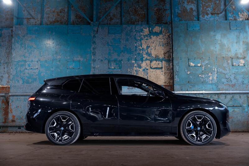 BMW IX