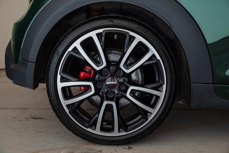 MINI HATCH