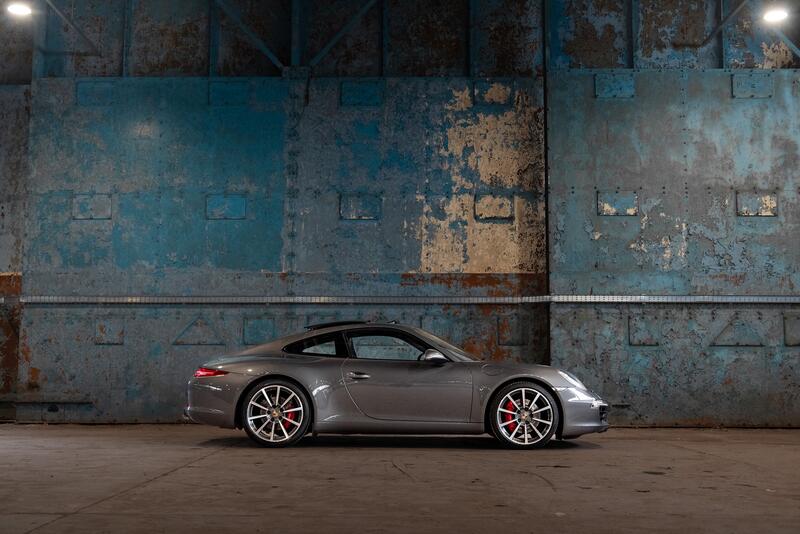 PORSCHE 911