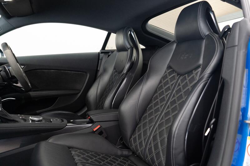 AUDI TT RS