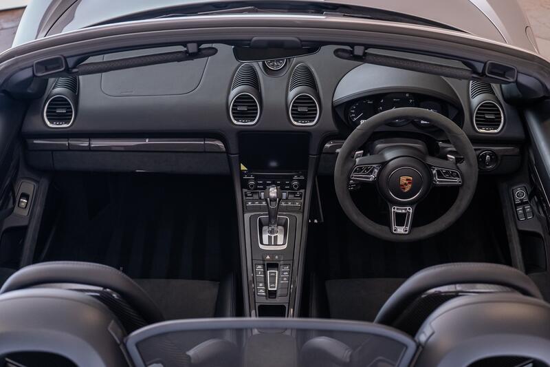 PORSCHE 718 SPYDER