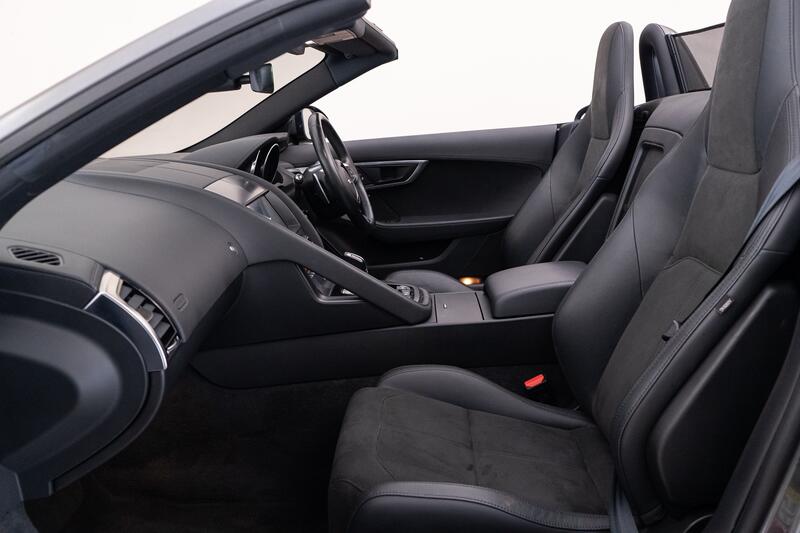 JAGUAR F-TYPE