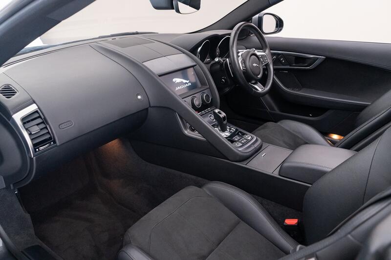 JAGUAR F-TYPE