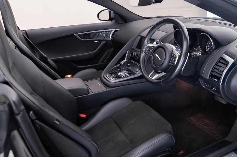 JAGUAR F-TYPE