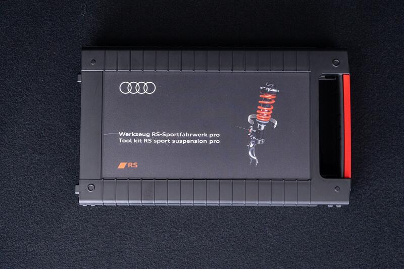 AUDI RS4