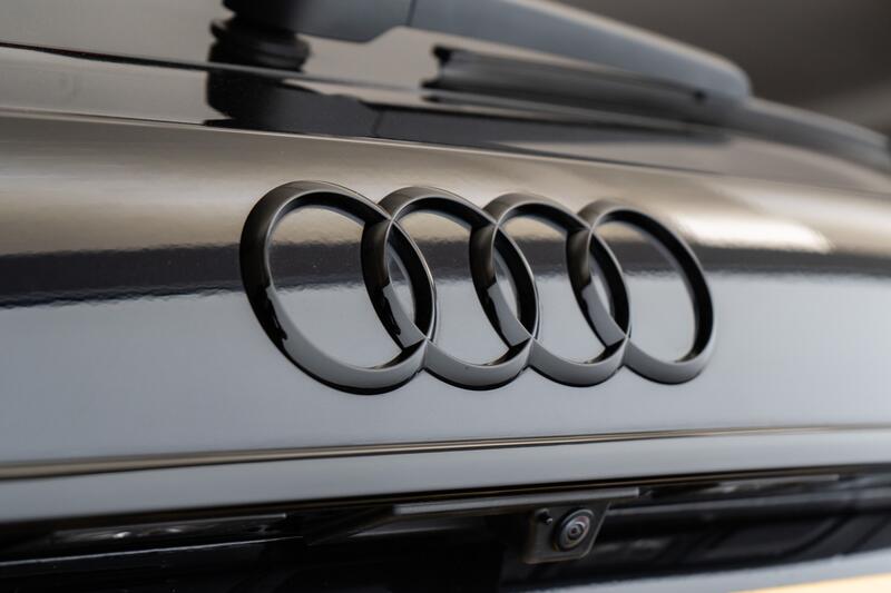AUDI RS4