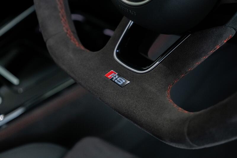 AUDI RS4