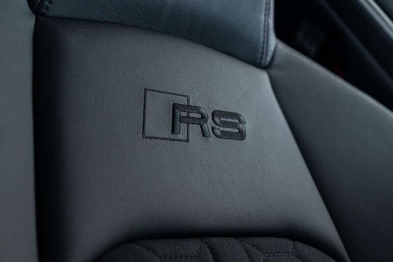 AUDI RS4