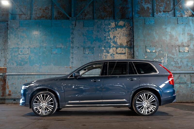 VOLVO XC90