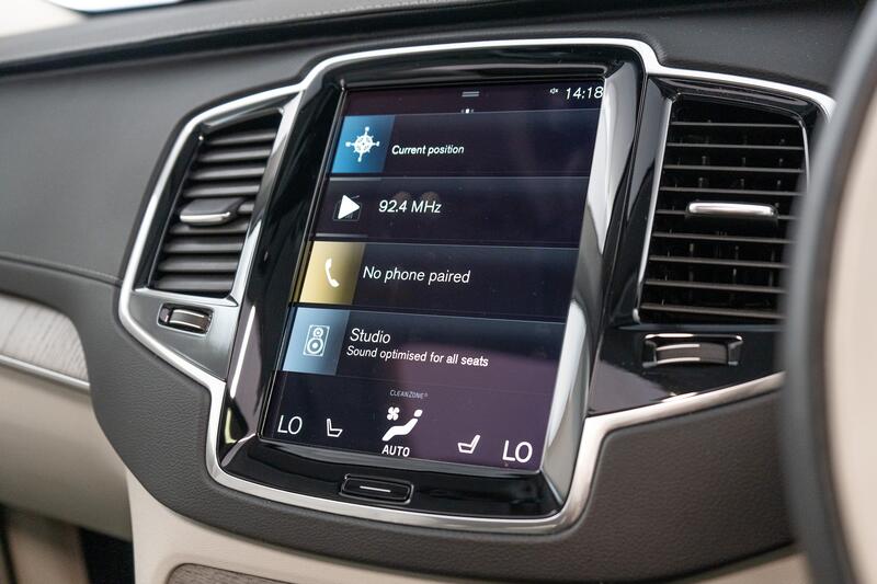 VOLVO XC90