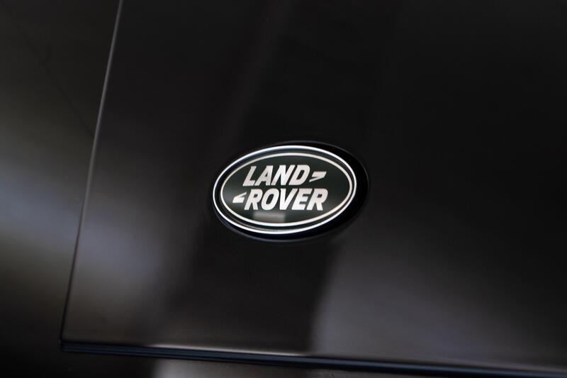 LAND ROVER DEFENDER 110