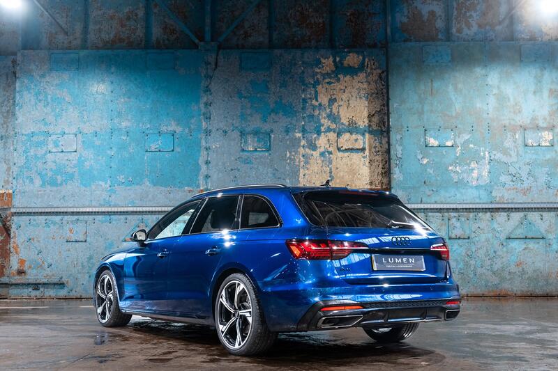 AUDI A4 AVANT
