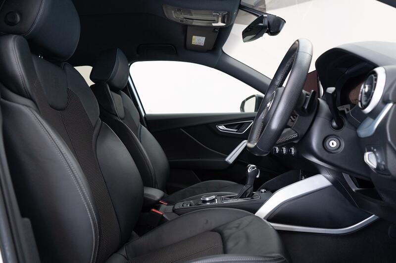 AUDI Q2