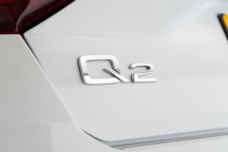 AUDI Q2