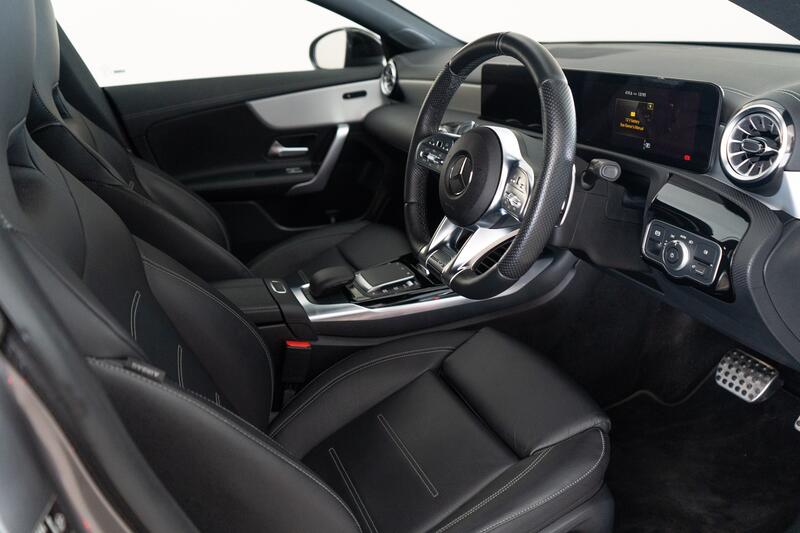 MERCEDES-BENZ CLA