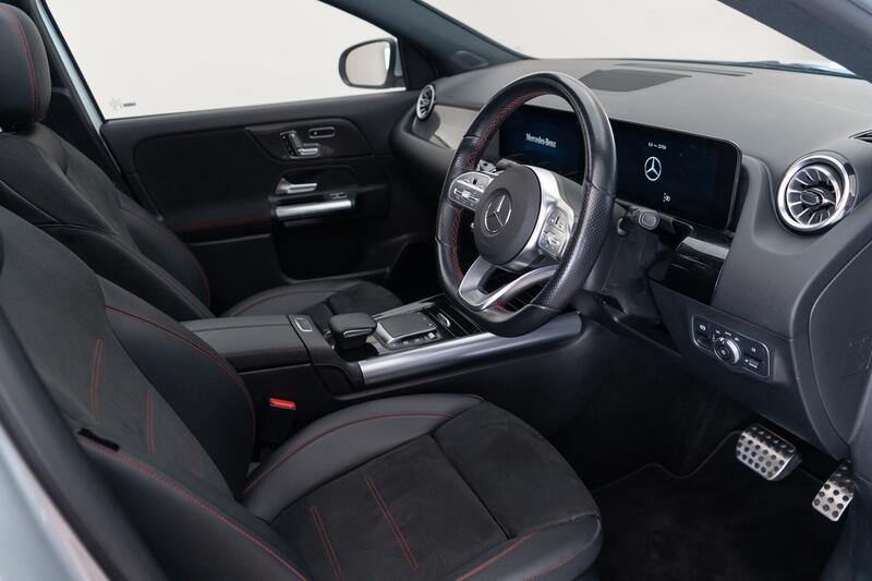 MERCEDES-BENZ GLA CLASS