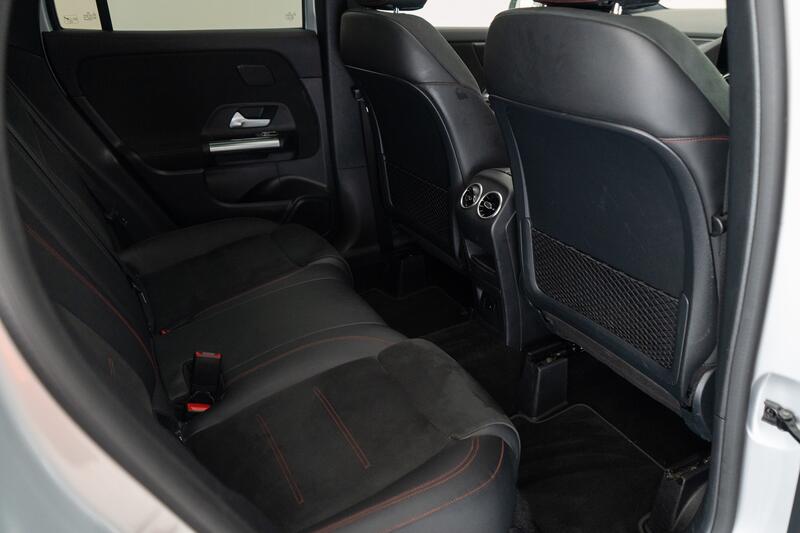 MERCEDES-BENZ GLA CLASS
