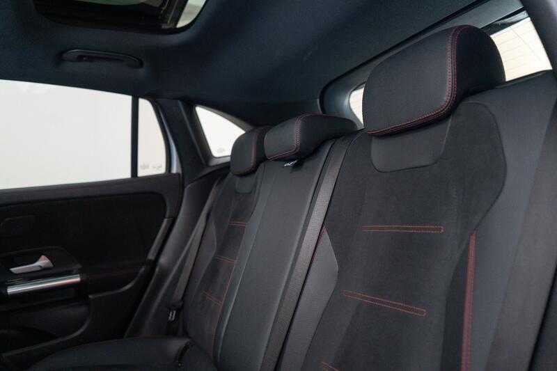 MERCEDES-BENZ GLA CLASS