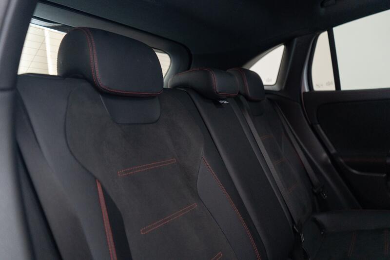 MERCEDES-BENZ GLA CLASS
