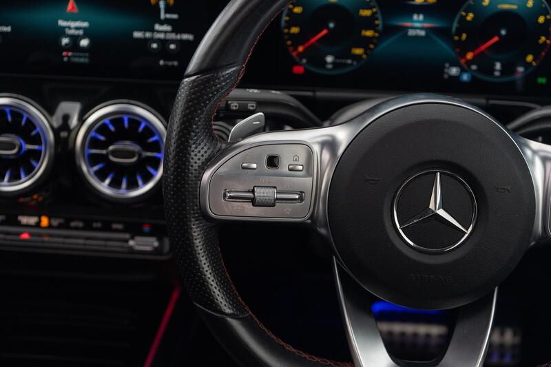 MERCEDES-BENZ GLA CLASS