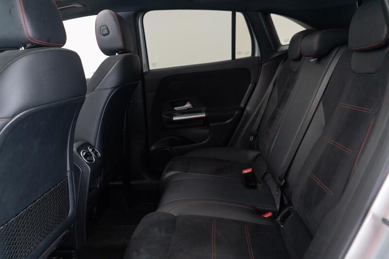 MERCEDES-BENZ GLA CLASS