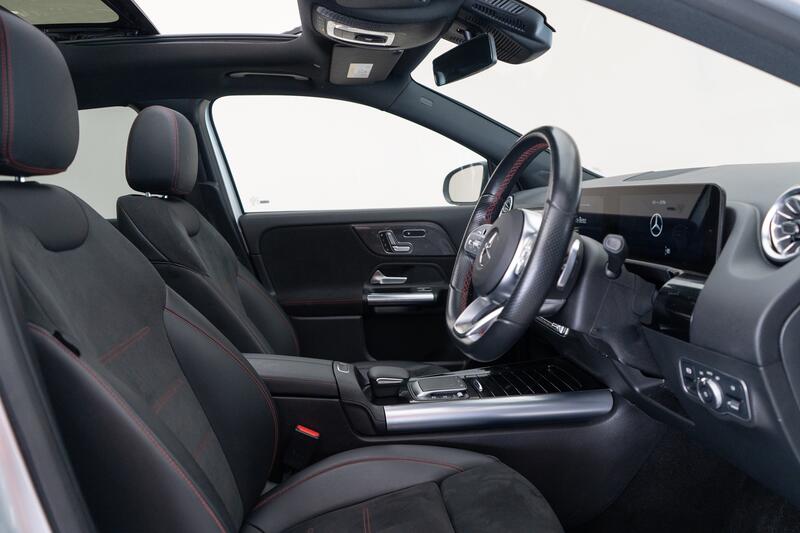 MERCEDES-BENZ GLA CLASS