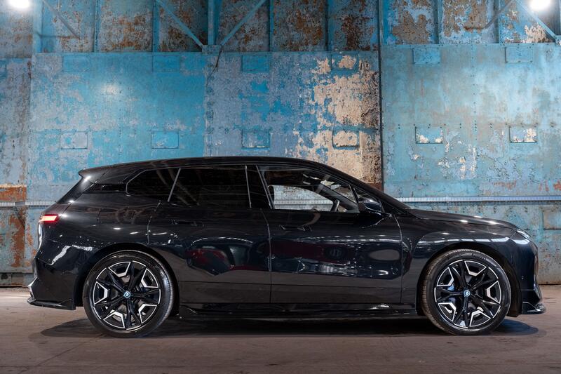 BMW IX