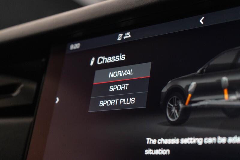 PORSCHE CAYENNE