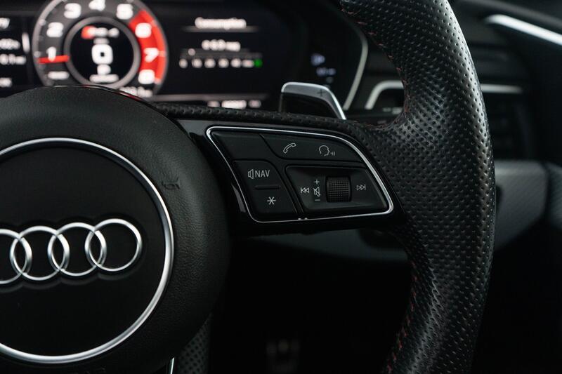 AUDI RS4