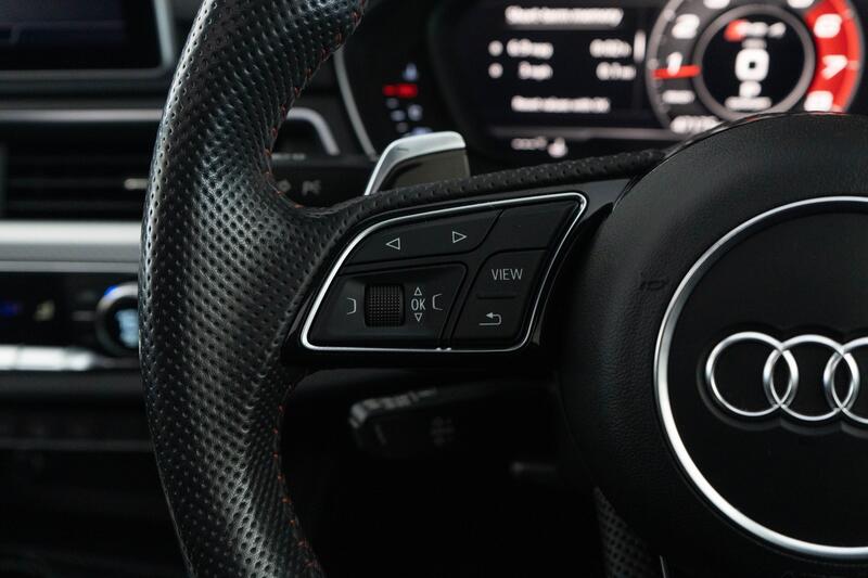 AUDI RS4