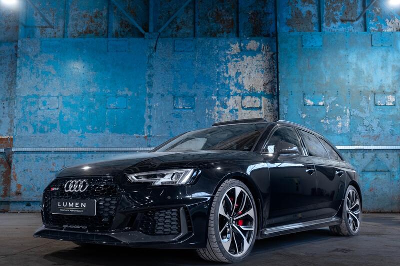 AUDI RS4
