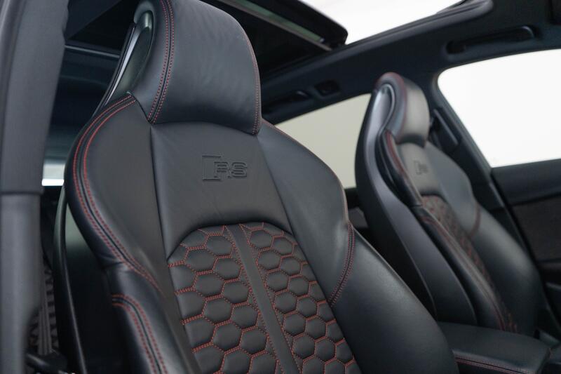 AUDI RS4