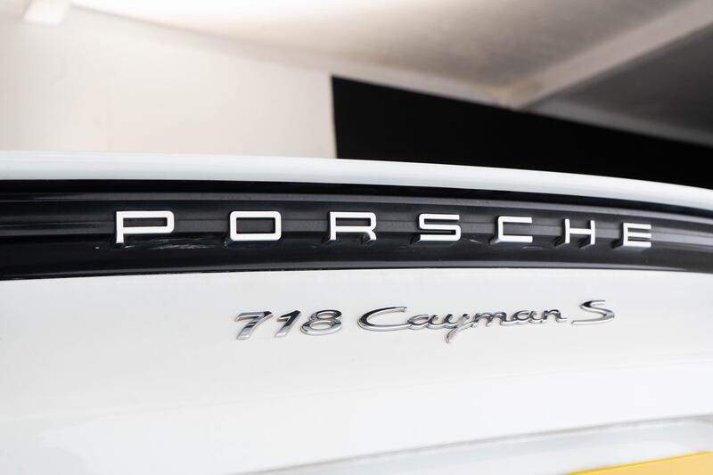 PORSCHE 718