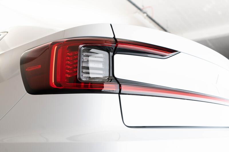 POLESTAR POLESTAR 2