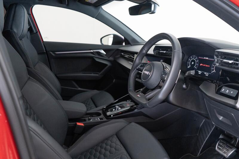 AUDI RS3