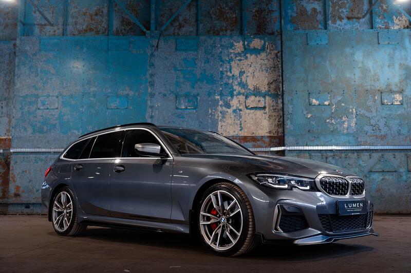BMW 3 SERIES
