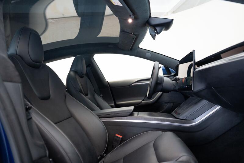 TESLA MODEL S