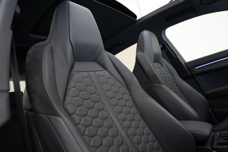AUDI RS Q3