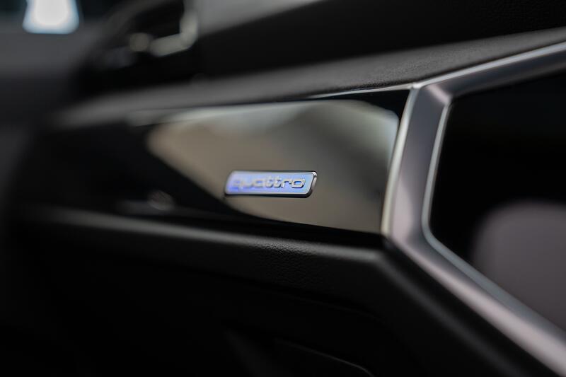 AUDI RS Q3