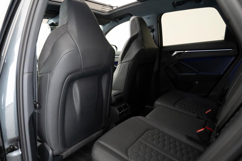 AUDI RS Q3