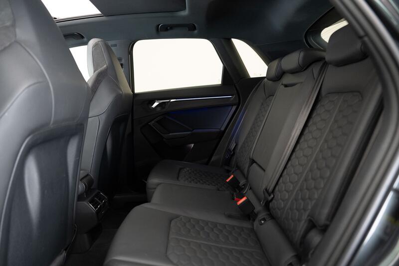 AUDI RS Q3