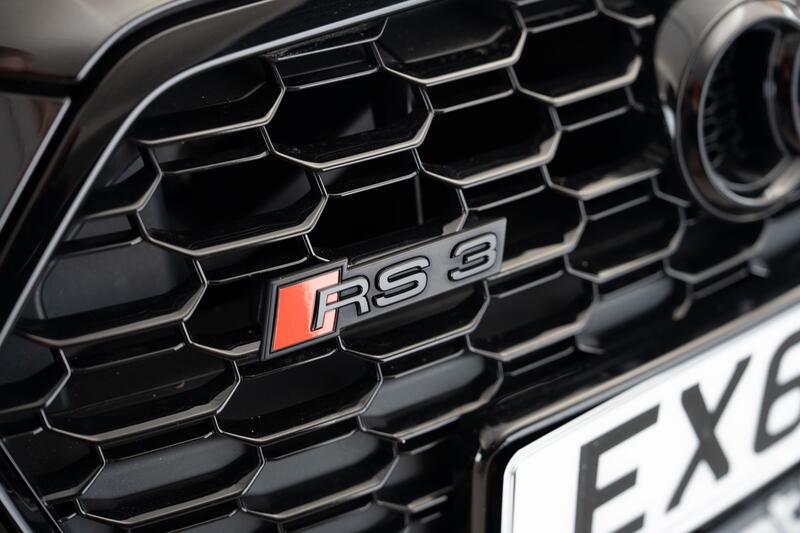AUDI RS3