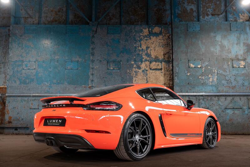 PORSCHE 718
