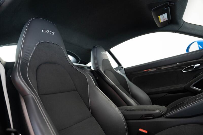PORSCHE 718