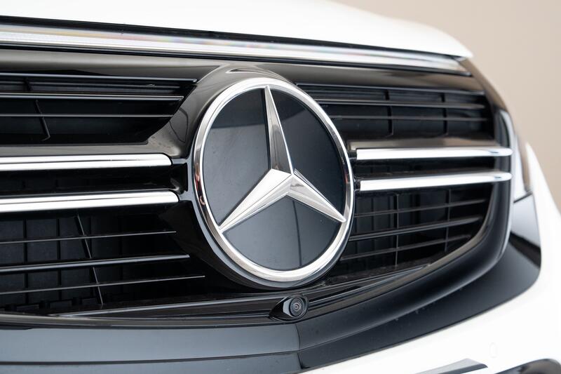 MERCEDES-BENZ EQC